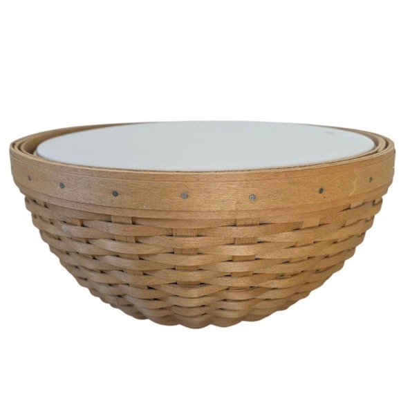 Longaberger Nesting Baskets Set of 2 Round Handwoven 2003 with Lids & Protectors - Picture 4 of 16